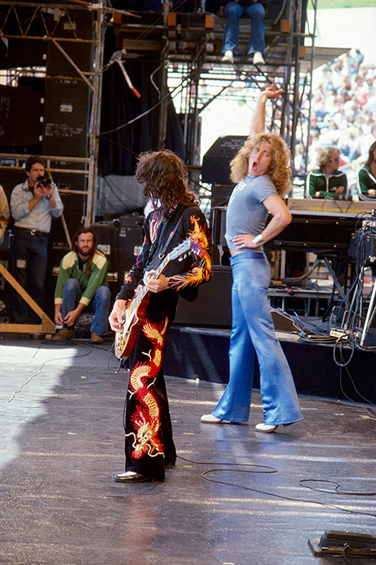 BW_LZ014 : Jimmy Page and Robert Plant - Iconic Images