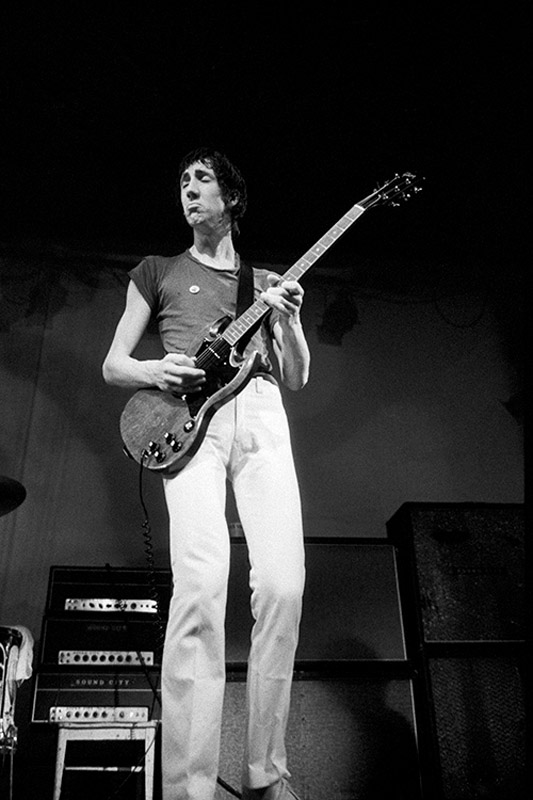 BW_TW026 : Pete Townshend - Iconic Images