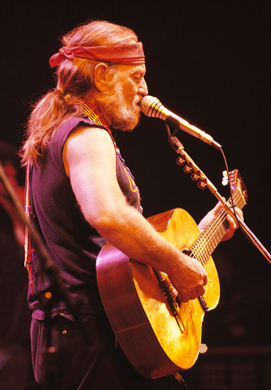 BW_WN003 : Willie Nelson - Iconic Images