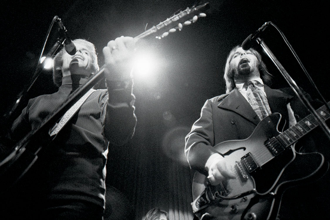 EC_TBB011 : Al Jardine and Carl Wilson - Iconic Images