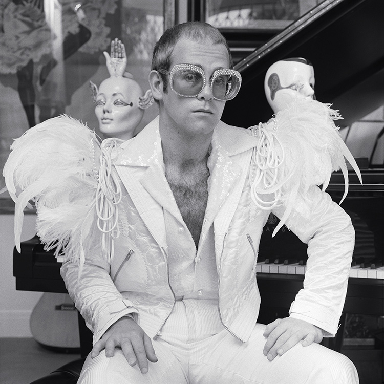 EJ248 : Elton John - Iconic Images