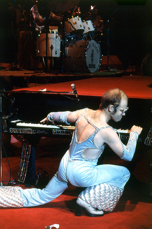 EJ400 : Elton John - Iconic Images