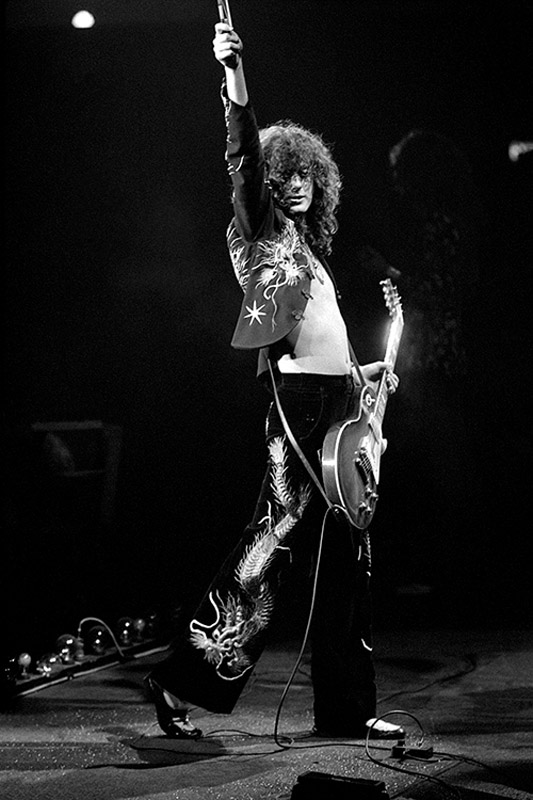 LZ067 : Jimmy Page - Iconic Images