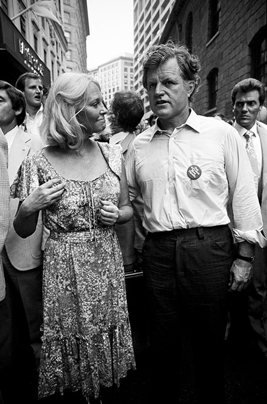 MIG_POL015 : Ted & Joan Kennedy - Iconic Images