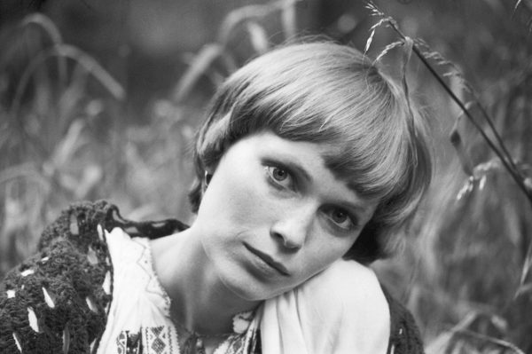 Iconic Spotlight : Mia Farrow, by Michael Ward - Iconic Images