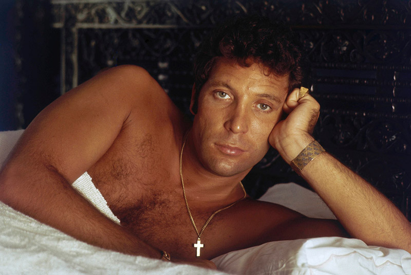 Tom Jones In Bed