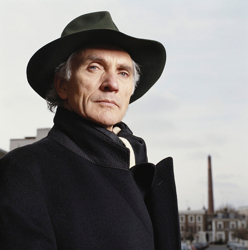 TS022 : Terence Stamp - Iconic Images