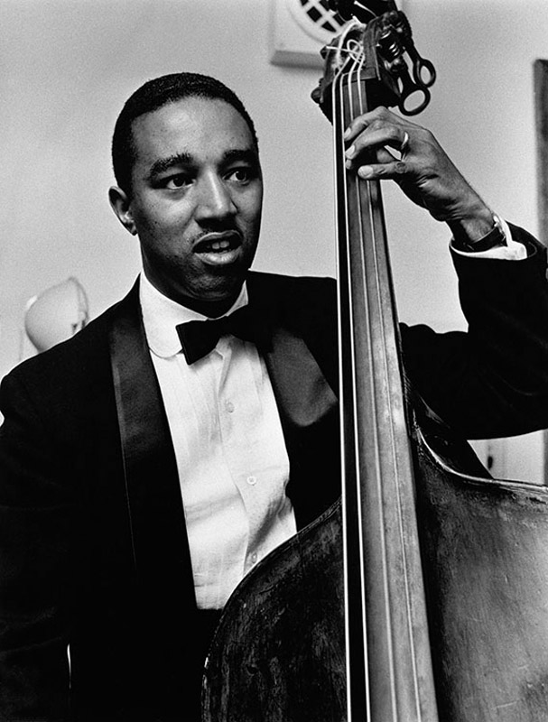 TW_RB003 : Ray Brown - Iconic Images