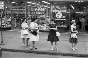 Chicago street life, 1950s